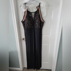 Long black with lace top size 18w morgan and co formal/cocktail dress